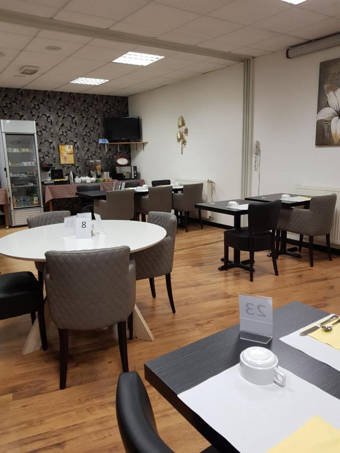 Brit Hotel Essentiel Pontivy Robic Kültér fotó