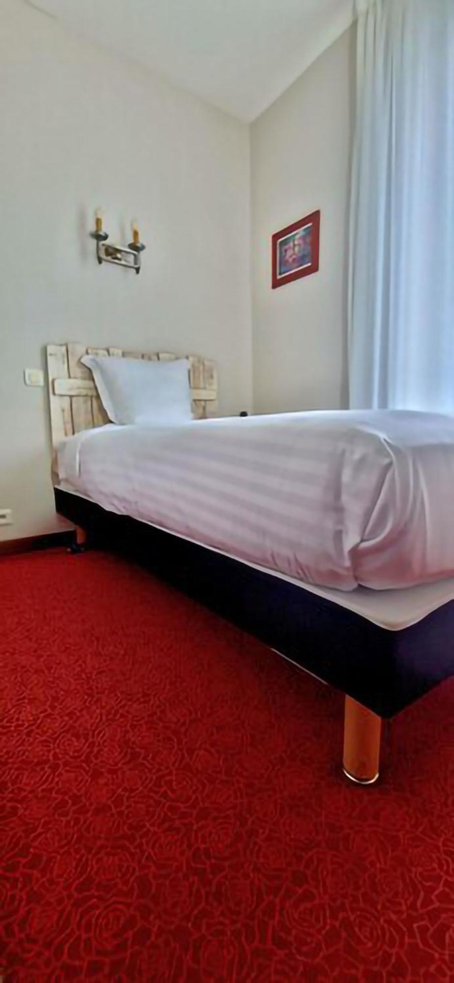 Brit Hotel Essentiel Pontivy Robic Kültér fotó