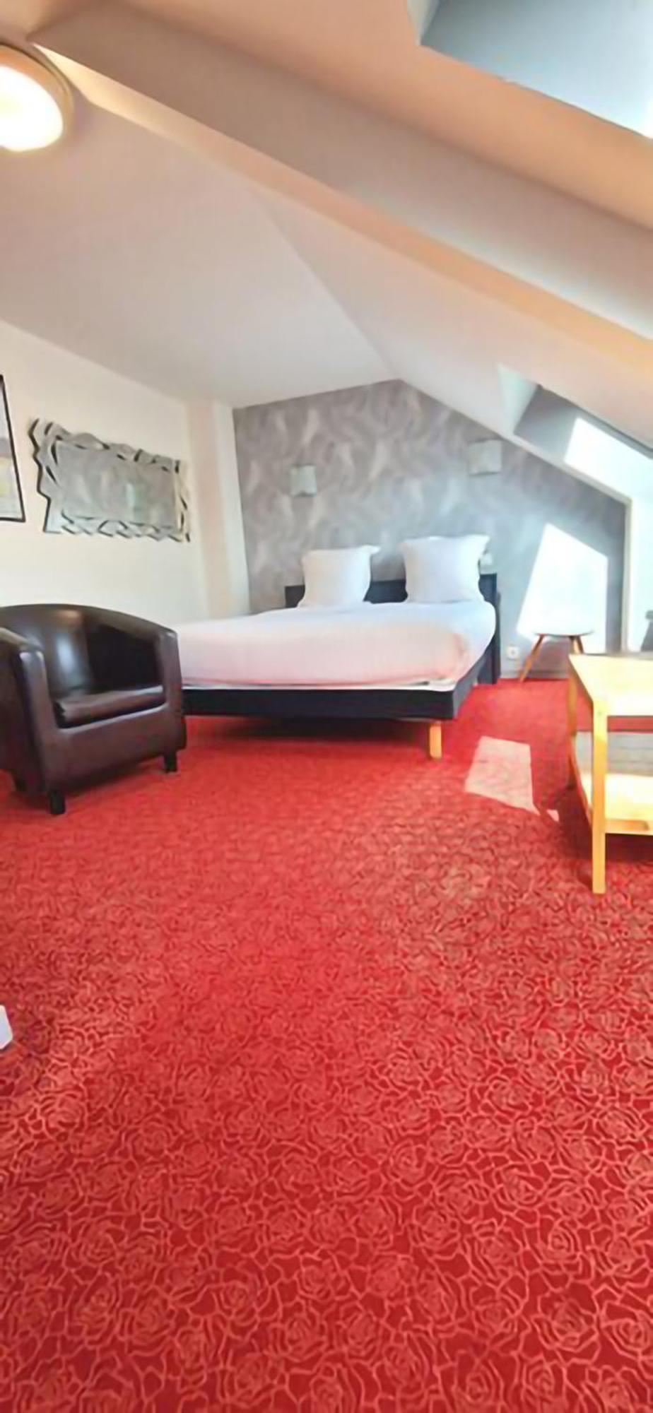 Brit Hotel Essentiel Pontivy Robic Kültér fotó