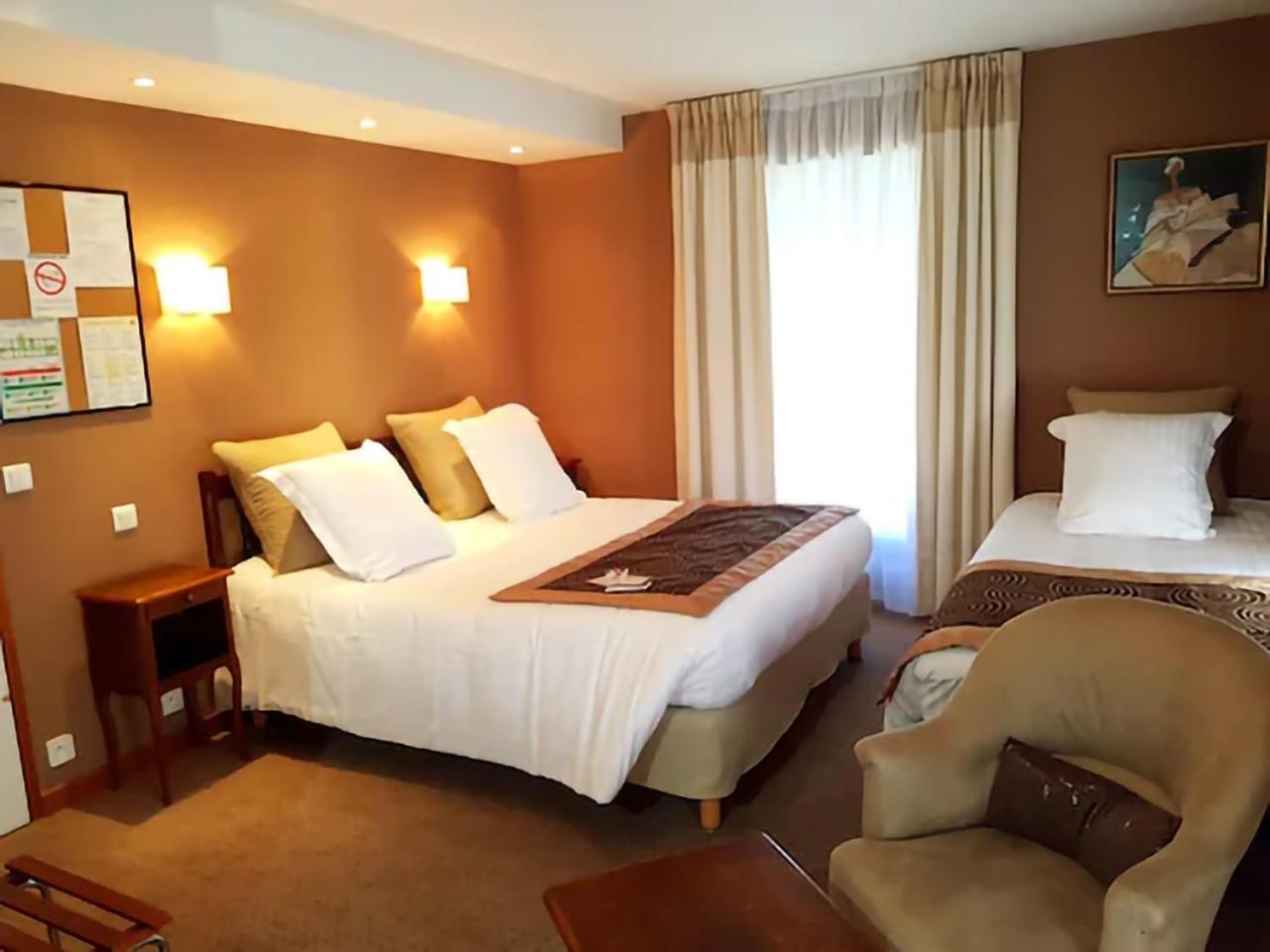 Brit Hotel Essentiel Pontivy Robic Kültér fotó