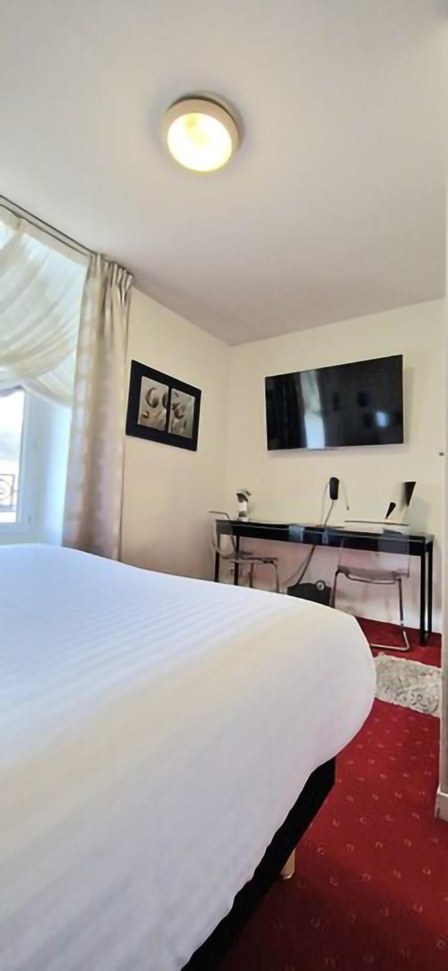 Brit Hotel Essentiel Pontivy Robic Kültér fotó