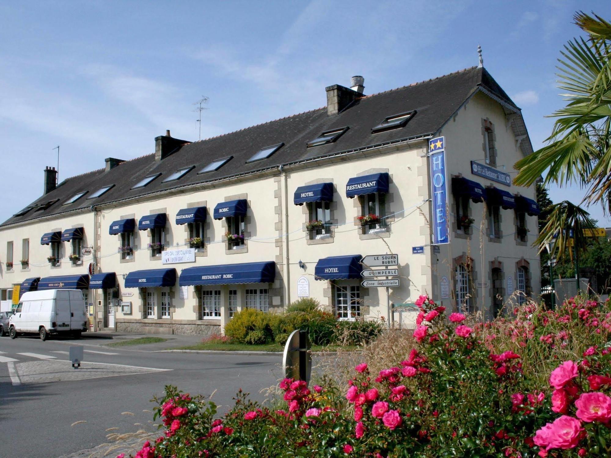 Brit Hotel Essentiel Pontivy Robic Kültér fotó