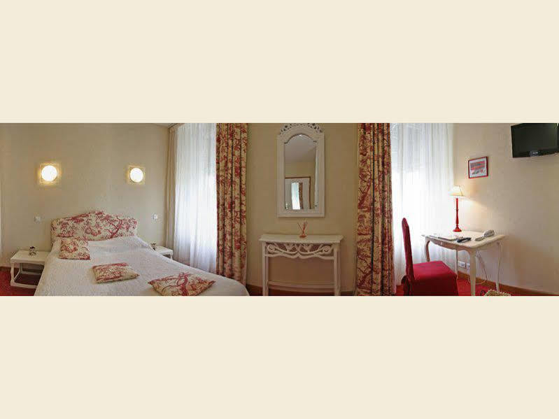 Brit Hotel Essentiel Pontivy Robic Kültér fotó