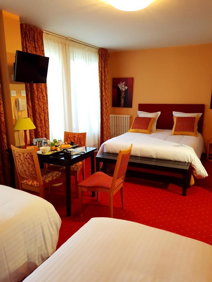 Brit Hotel Essentiel Pontivy Robic Kültér fotó